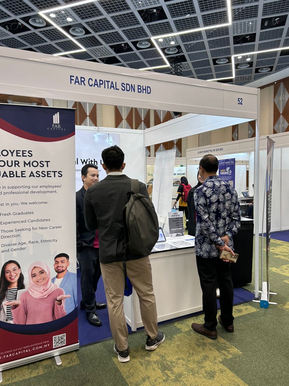 FAR Capital Wraps Up at Madani Career Fair 2024!